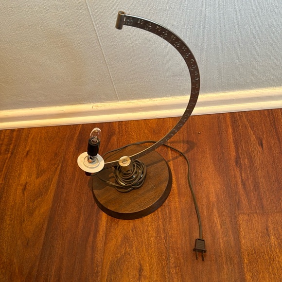 VINTAGE WORKING LAMP GLOBE - Picture 3 of 15